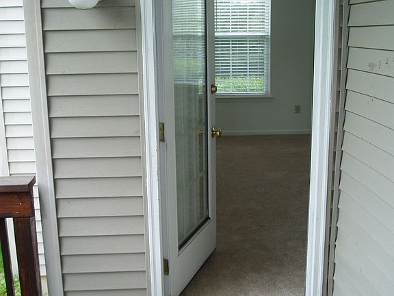 5th image of 117 Stewarts Ct