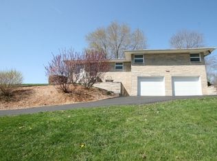 105 S Lake Shore Dr, Decatur, IL 62521