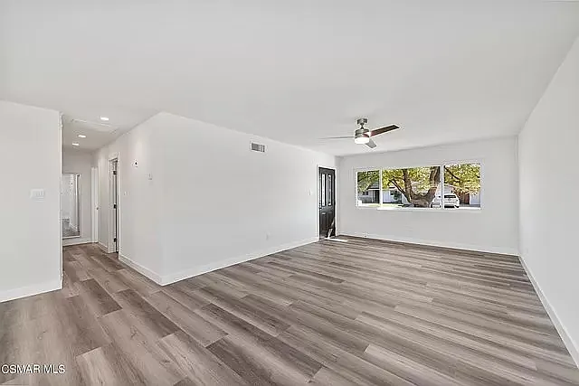 1351 Valjean Ave — Photo 12