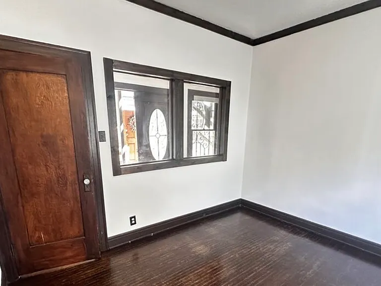 156 N Kenmore Ave #156 — Photo 4