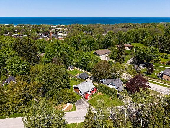 3rd image of 88 Gray Ave