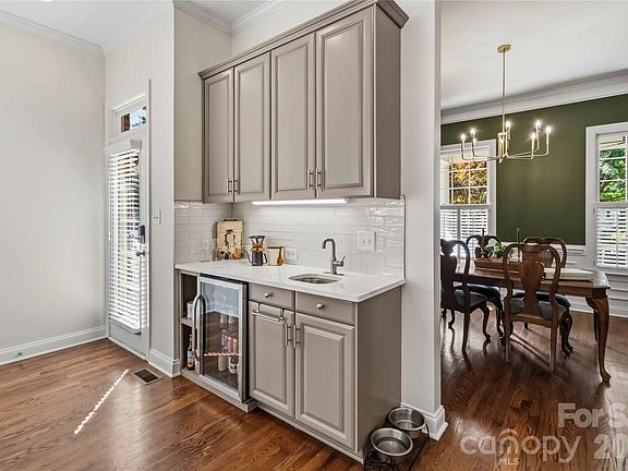 3rd image of 2436 Commons Ct