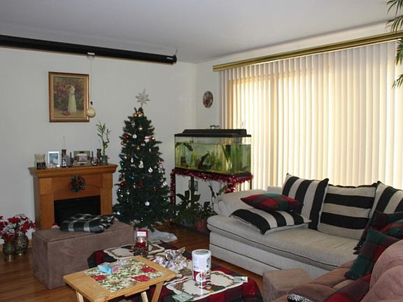 1st Floor Living Room