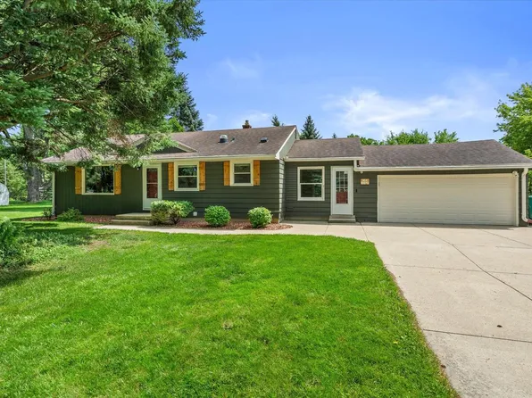 N64W14161 Lincoln LANE, Menomonee Falls, WI 53051