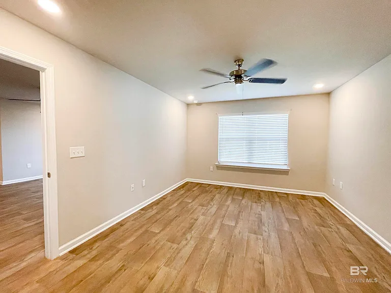 10252 Ruffian Rte — Photo 6