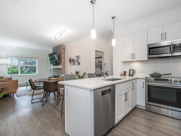 5020 221a St #114, Langley, BC V2Y 0V5