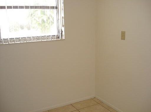 5th image of 2638 Gately Dr E APT 15