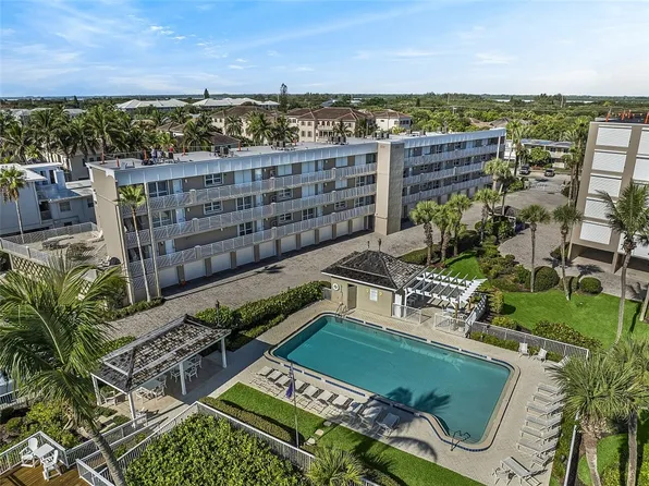 1536 Ocean Dr #201B, Vero Beach, FL 32963
