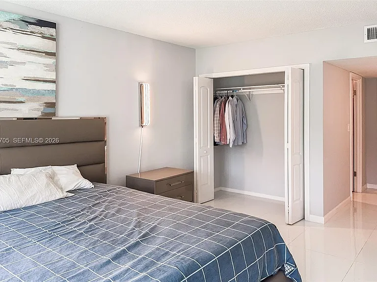 3200 N Palm Aire Dr #207 — Photo 8