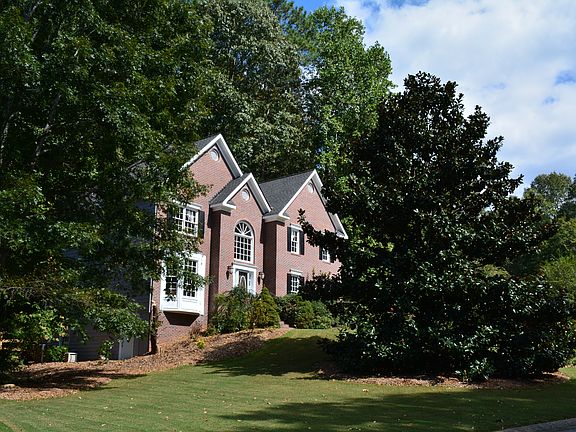 2nd image of 4702 Wills Pl