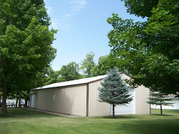 4th image of 18965 Farington Ln NE