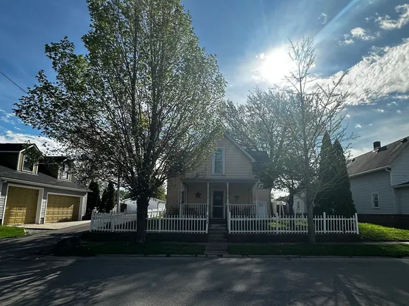215 S Pearl St, Pendleton, IN 46064