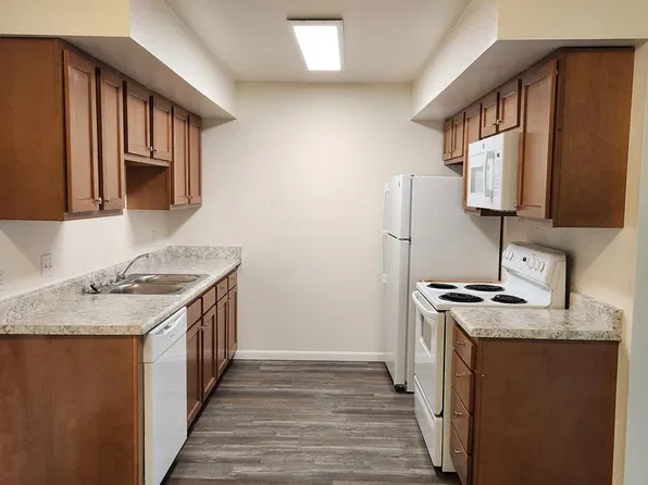 Melrose Manor, 2200 Jennifer Ln #Mel03, Findlay, OH 45840