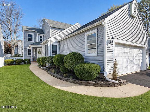 2nd image of 61 Turnberry Circle #143