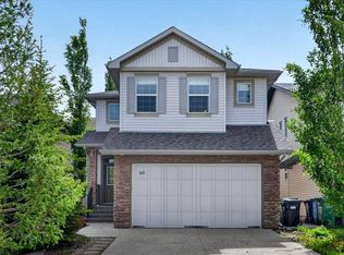 60 S Sherwood Cres NW, Calgary, AB T3R0G2