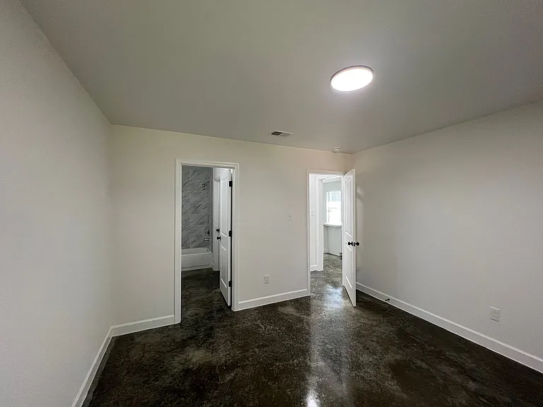 738 Hazelwood Rd — Photo 8