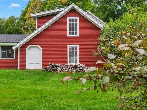 3234 W. Hill Road, Montgomery, VT 04571