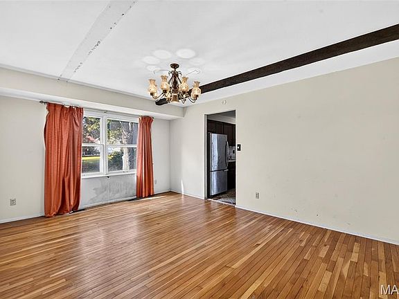 5th image of 2182 Rountree Dr