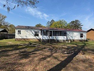 4th image of 3033 Calhoun Dr