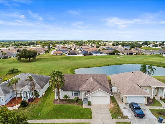 3rd image of 7071 Hazeltine Cir