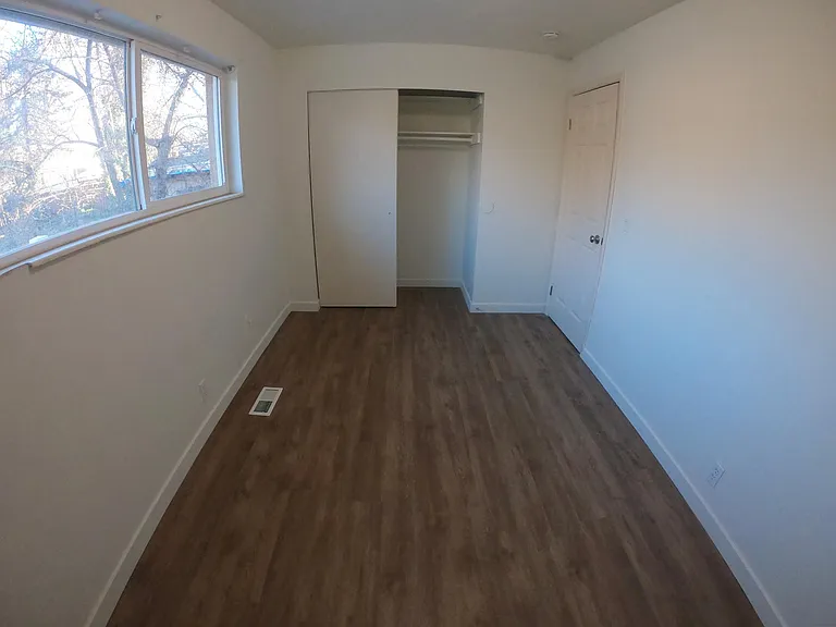 Upstairs bedroom #2