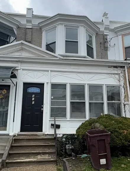 610 E 22nd St — Photo 10
