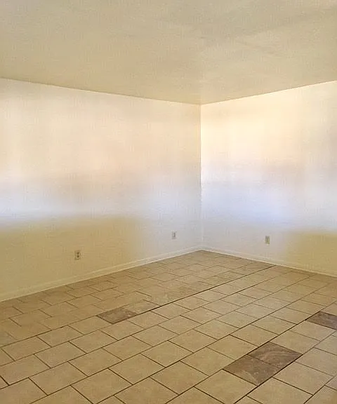 824 NE 26th St #824 — Photo 5