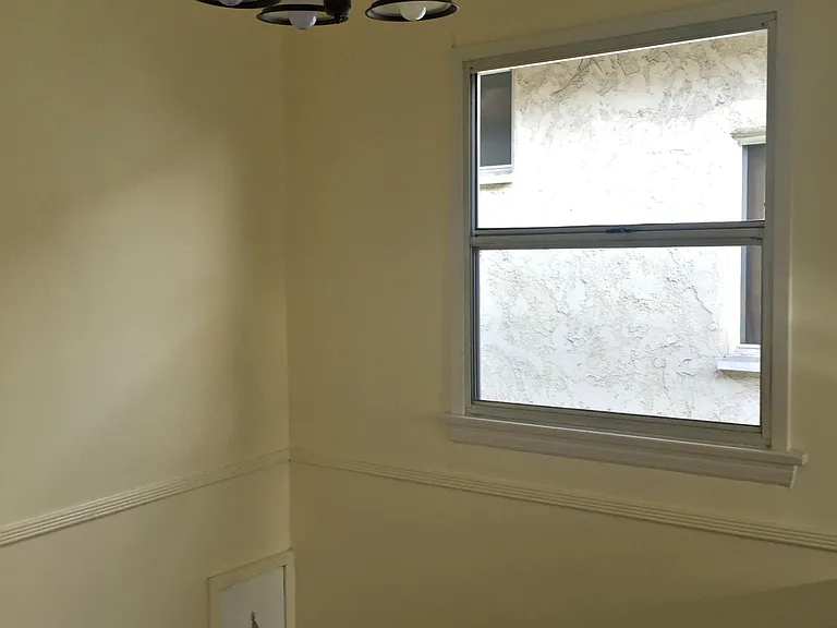 1269 S Citrus Ave #8 — Photo 6