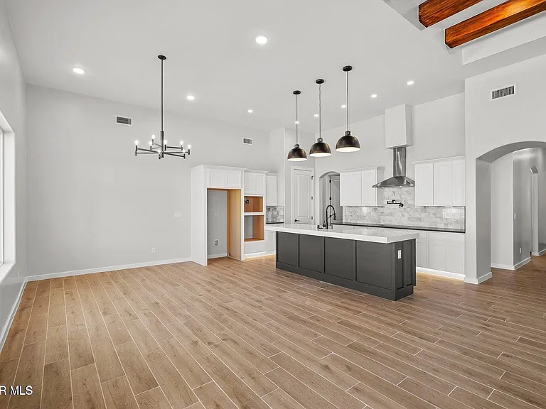 7305 Cimarron Rim Dr — Photo 31