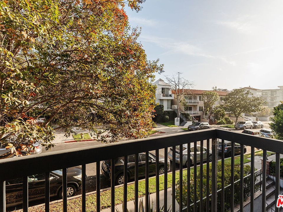 1st image of 11737 Darlington Ave APT 202