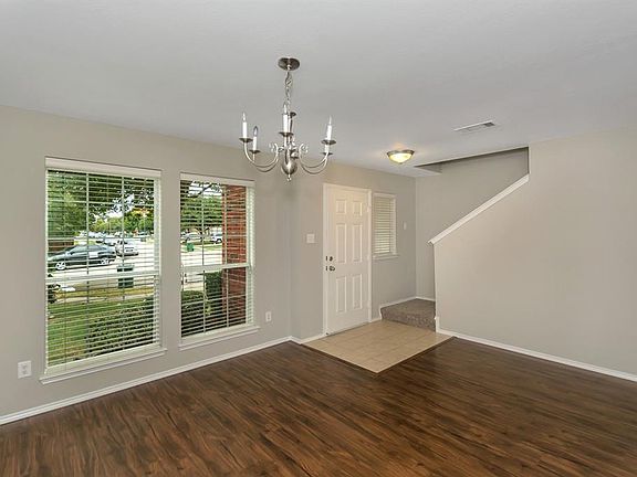 5th image of 3105 Kennedy Dr