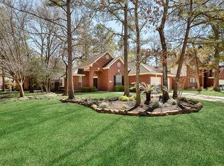 3 Bonnaire Dr, Spring, TX 77382