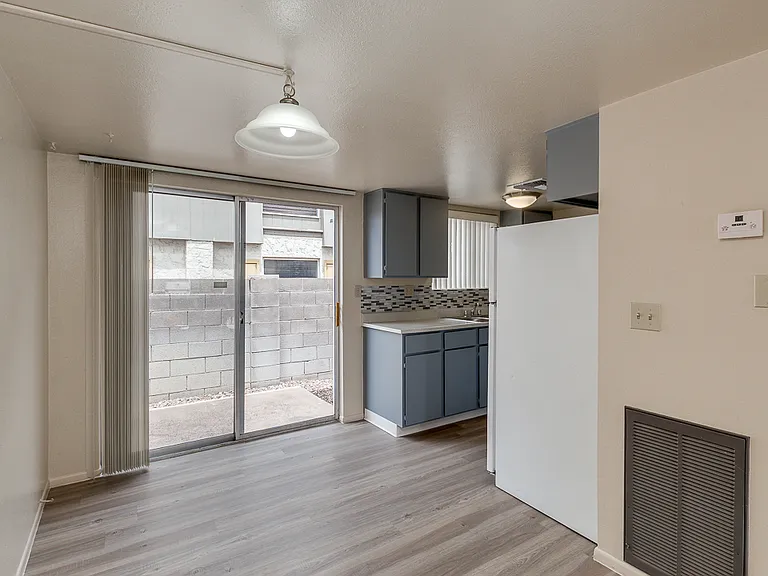 1320 S Hardy Dr — Photo 3