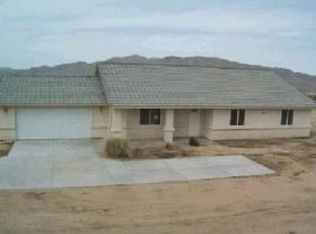 25830 Horizon St, Apple Valley, CA 92308