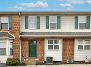 305 Country Club Rd #305, Red Lion, PA 17356