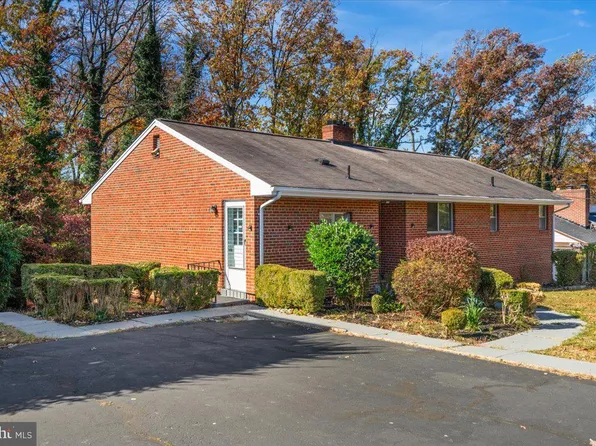 5011 Woodland Blvd, Oxon Hill, MD 20745