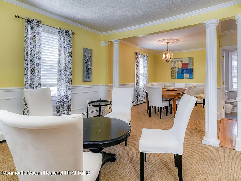 18 Abbott Ave #MAIN HOUSE — Photo 34