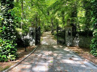 6400 Riverside Dr NW, Sandy Springs, GA 30328