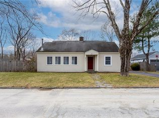 33 Maple Leaf Rd, Burrillville, RI 02830