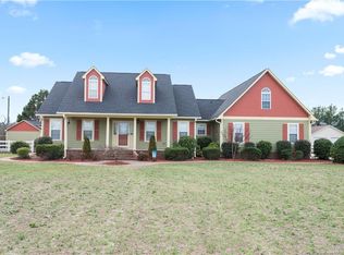 2741 Hayfield Rd, Wade, NC 28395