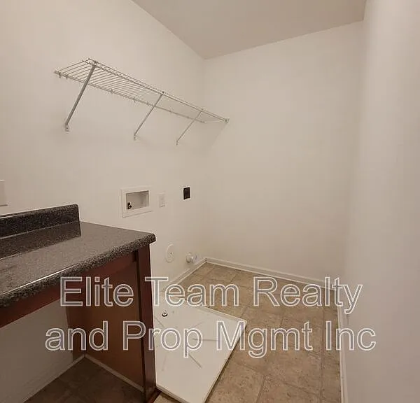 1349 Haestad Ct — Photo 17