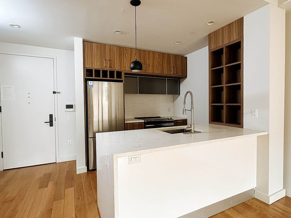 1st image of 1825 Ocean Ave #5J