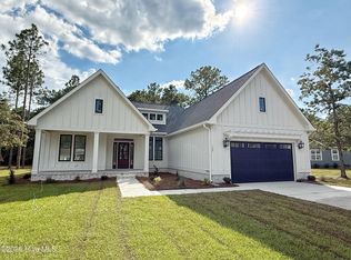 125 Mill Creek Dr, Arapahoe, NC 28510