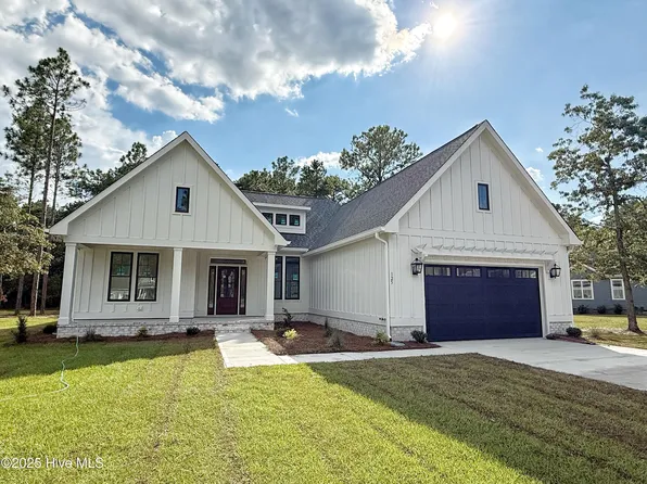 125 Mill Creek Drive, Minnesott Beach, NC 28510