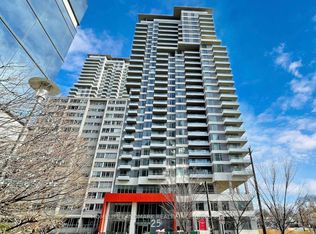 25 Holly St #1210, Toronto, ON M4S0E3