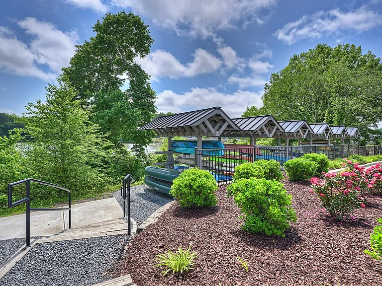 130 Carolina Ash Ln — Photo 48