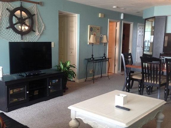 4th image of 1620 N Waccamaw Dr Unit 210