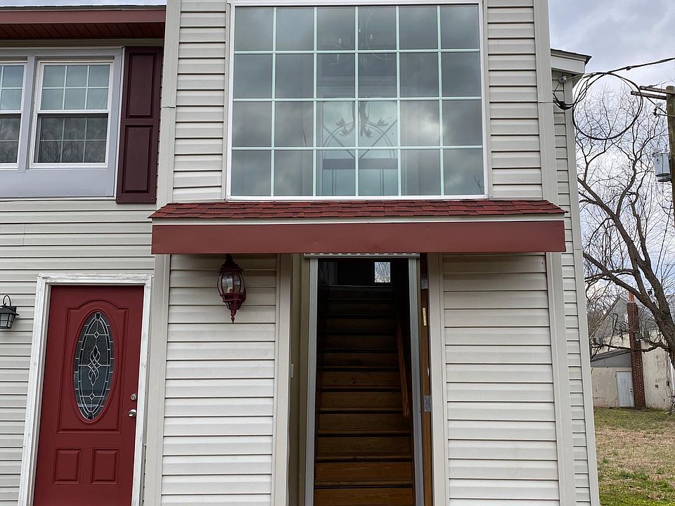 Entry way