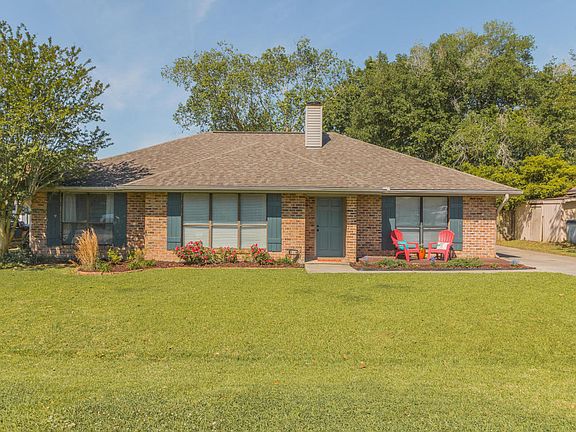 2nd image of 214 Sunflower Dr