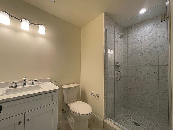 5th image of 48 Cameron St #3